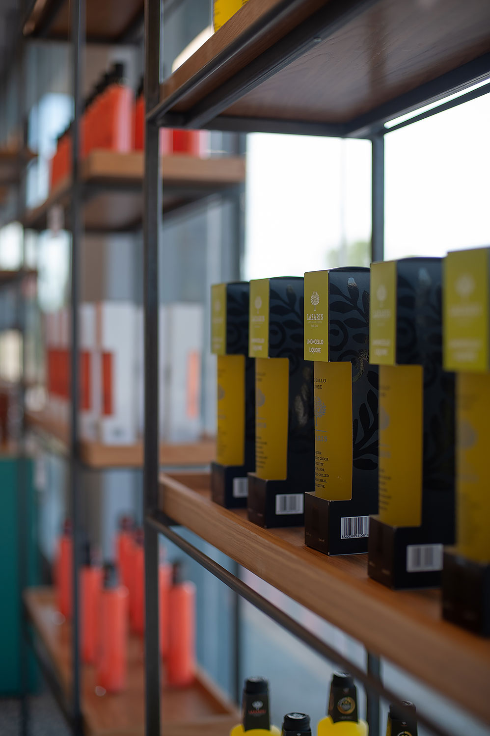 Lazaris tzavrou brand store 5205